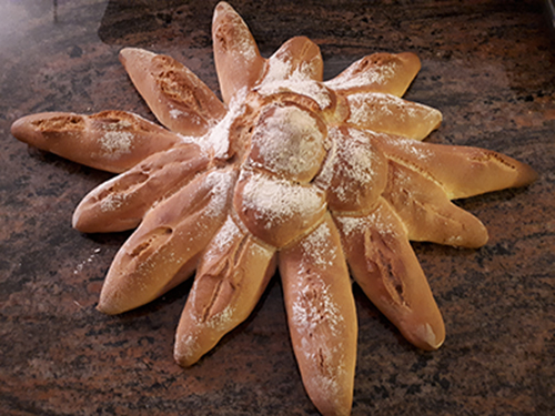 [Ccilia Spreitzer, Prototype for the Alpine star bread, 2022
]